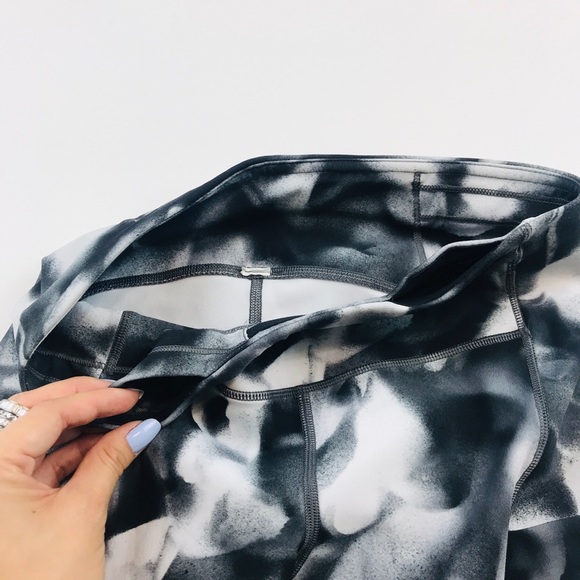 Lululemon athletica speed up crop pants - Picture 6 of 7